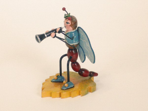 Libelle mit Klarinette